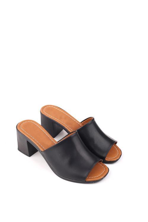 1701 Kadın 7 Cm Kare Topuk Rahat Taban Kadın Terlik