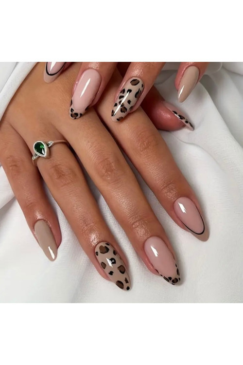Vanilla Avenue Leopar Desenli Badem Kesim Kendinden Yapışkanlı Takma Tırnak 24 Adet