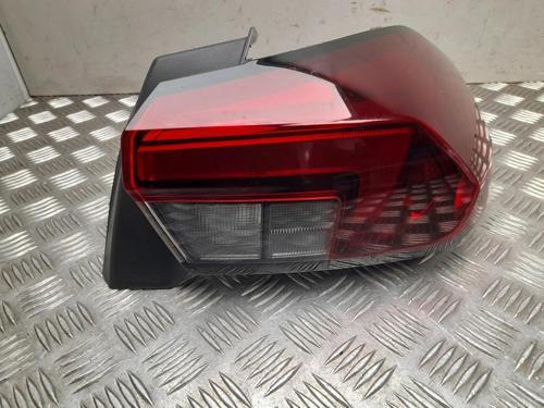 Corsa -F- Stop Lambası Dış Sağ Ledsiz 2021- Oem No (9829317280)