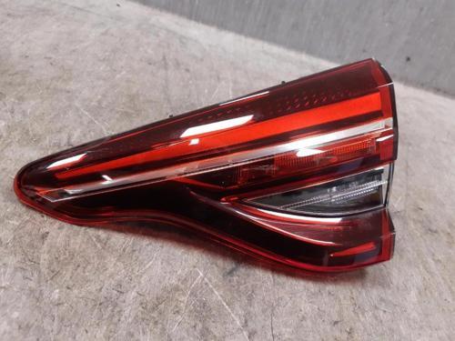 Clio Stop Lambası İç Sağ Hatchback 2019- Oem No (265504450R)