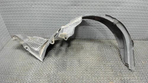 Laguna Iı 2002- 2007 Ön Çamurluk Davlumbazı Sağ Oem No (8200002138)