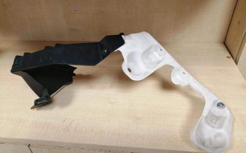 Megane Arka Tampon Köşe Braketi Sol Hatchback 2016- Oem No (850459774R)