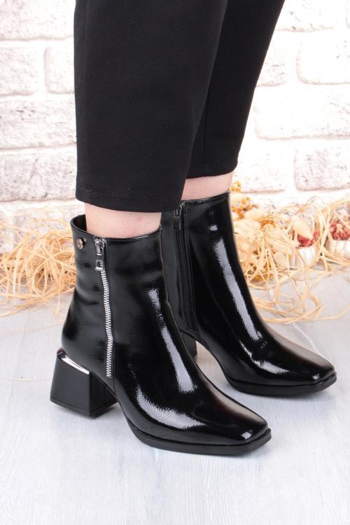 54971 Açma Kırışık Fermuar Detaylı Kalın Topuklu Kadın Bot