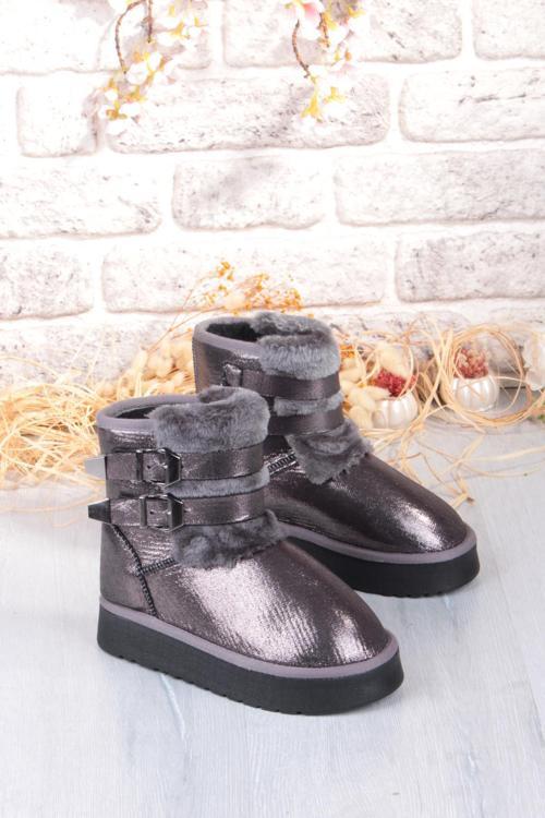 Nurela Simli Süet İçi Kürklü Tüy Ve Toka Detaylı Anne Kız Kısa Kadın Bot