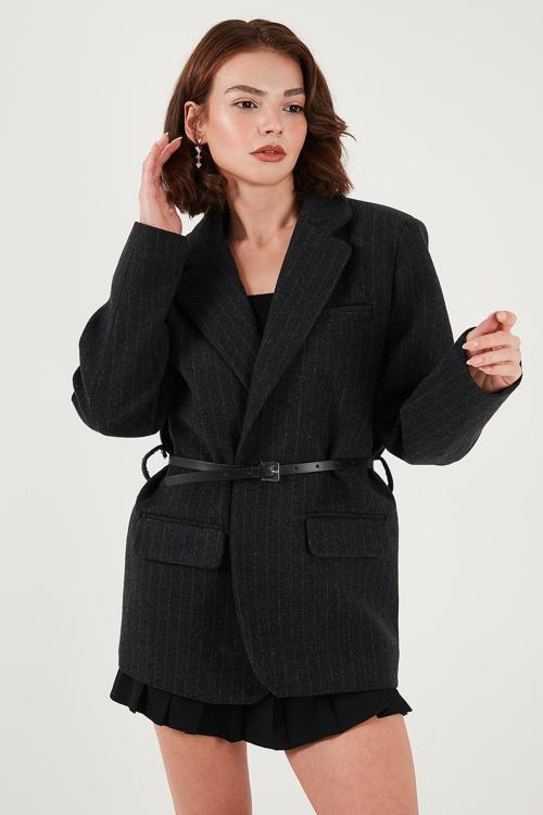 Çizgili Yün Karışımlı Oversize Fit Kruvaze Yaka Kemerli Bayan Ceket 6839634 SİYAH