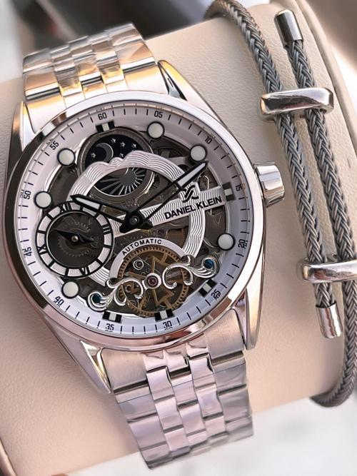 Otomatik Mekanizma Mehtap Ve Güneş Kadranlı 2 Yıl Garantili Erkek Kol Saati OTM.113855.3