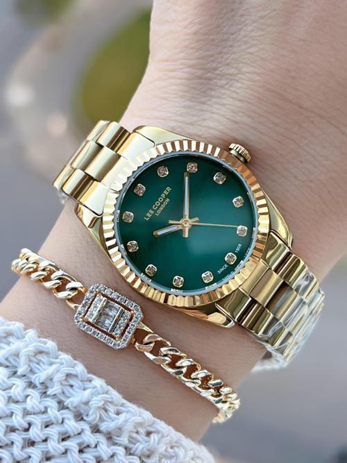 Çelik Kordonlu 3 Atm Suya Dayanıklı 2 Yıl Garantili Kadın Kol Saati BC.08212.170