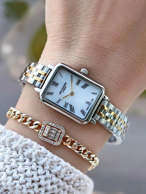 Küçük Kasa Vintage Özel Tasarım 2 Yıl Garantili 3 Atm Kadın Kol Saati+Bileklik 08232.220