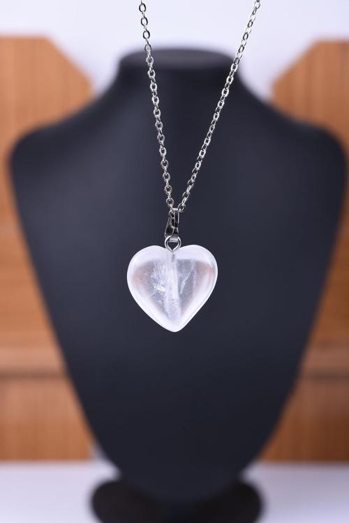 Kristal Kuvars Doğal Taş Kalpli Kolye Tky0030