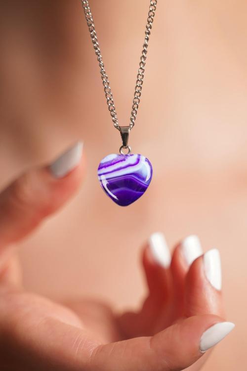 Damarlı Mor Akik Doğal Taş Kalpli Kolye Tky0261