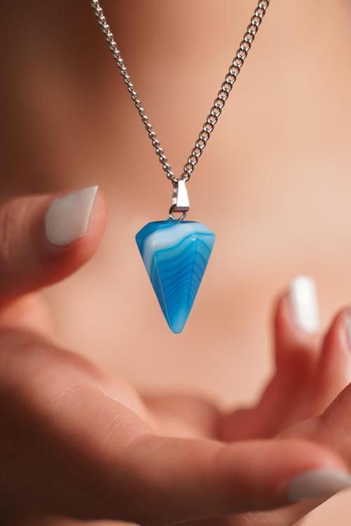 Damarlı Mavi Akik Doğaltaş Pandül Kolye Tky0259