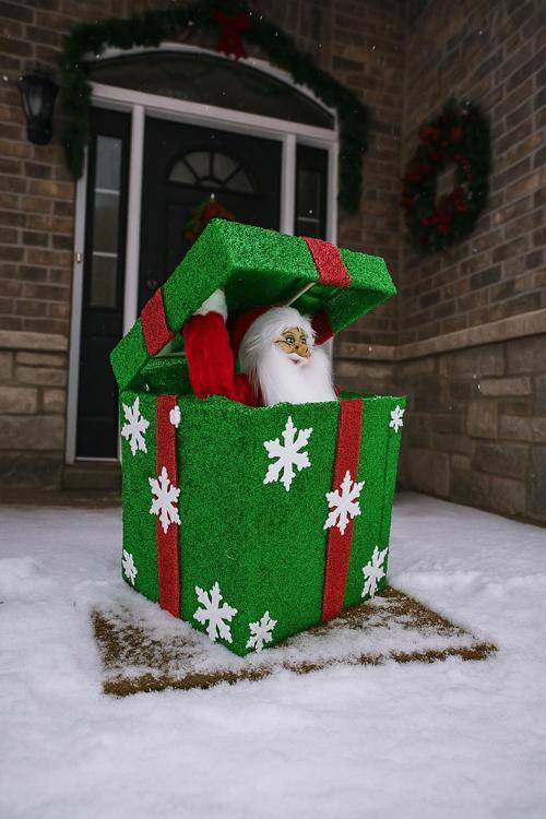 Premium Collection Müzikli Noel Babalı Hediye Kutusu Yılbaşı Dekoratif Süs