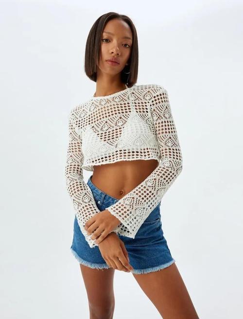 Ajurlu Uzun Kollu Bisiklet Yaka Kadın Crop T-shirt 5SAL10235IK