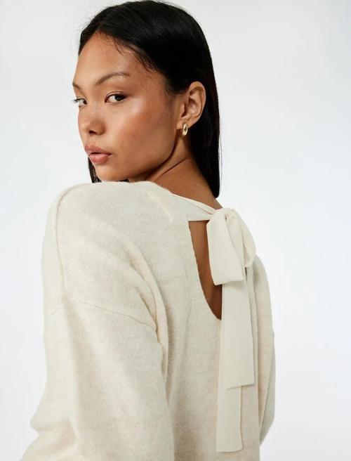 Arkası Fiyonk Detaylı Kadın Triko Kazak 6WAL90012HT