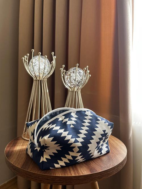 Etnik Zikzak Desenli Duck Kumaş Makyaj Çantası Navajo Tarzı Su Geçirmez Astarlı Seyahat Çantası