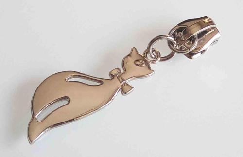 Çanta Aksesuar Gümüş Fermuar Başı Kedili