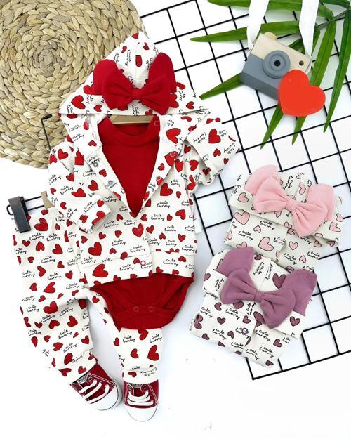 3-6-9-12 Ay Kulak Fiyonklu Kapşonlu Kalp Baskılı 3lü Kız Bebek Takımı Kırmızı