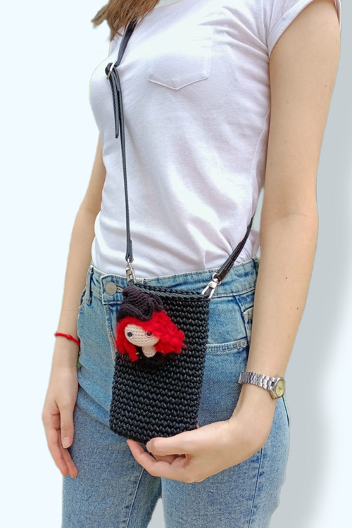 Masal Kadın Siyah El Yapımı Örgü Telefon Çantası /mini Çanta / Amigurumi Detaylı