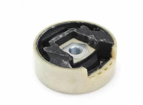 vw golf5 / golf6 / jetta / passat / caddy / a3 / leon / octavia 2004 sonrası ön alt takoz travers Oe