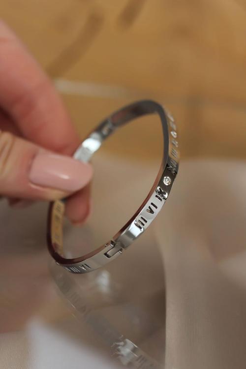 Zarif Bilekler için Roma Rakamlı Silver Çelik Bilezik Kelepçe