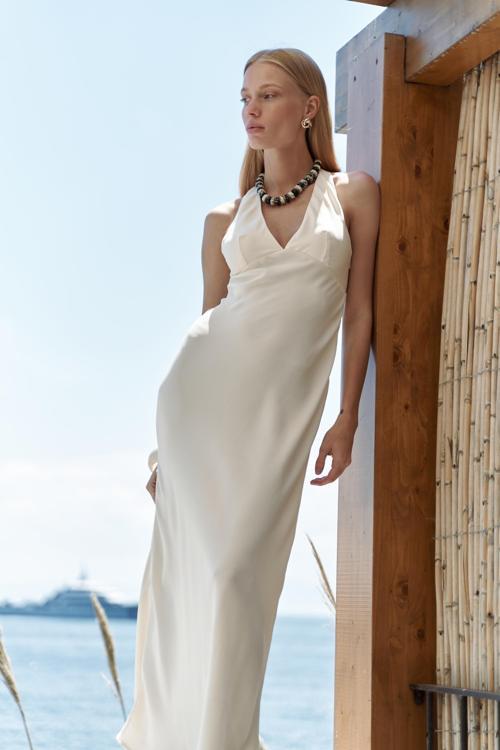 Guilia Dekolteli Uzun Ekru Saten Elbise