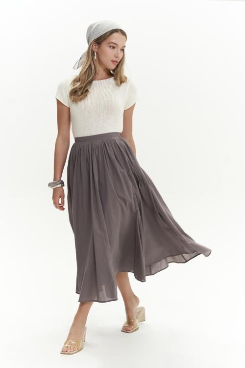 Amaya Bilek Hizasında Pileli Füme Etek