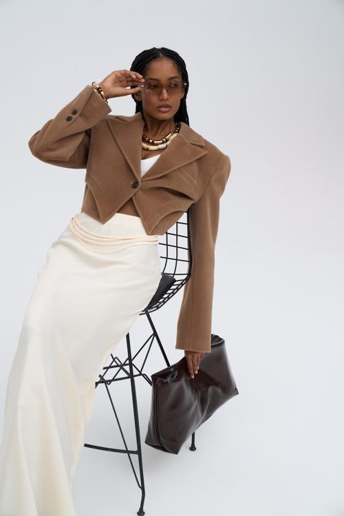 Muirnas Askı Detay Ekru Uzun Saten Etek