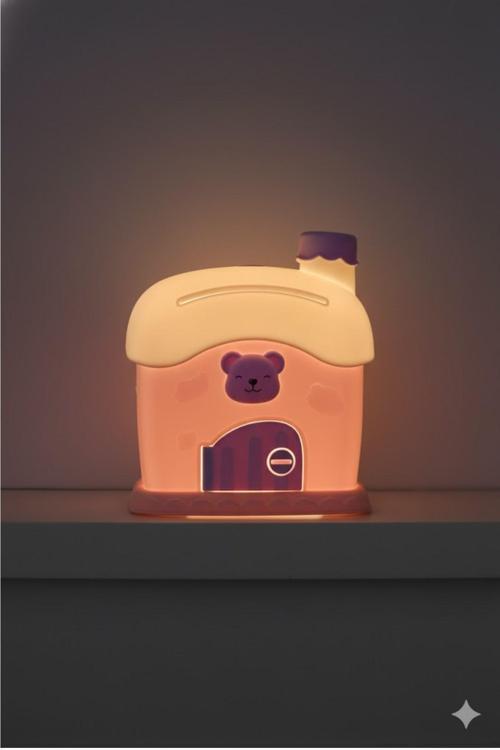 Işıklı Sevimli Ev Temalı Kumbara – Çocuklar ve Yetişkinler İçin Tasarruf Kutusu (14.5×9.5×16 cm)