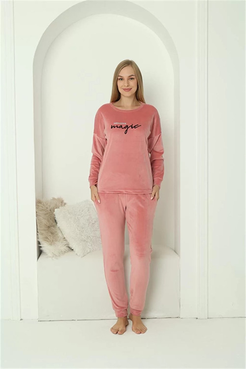 Kadın Kadife Pembe Pijama Takım
