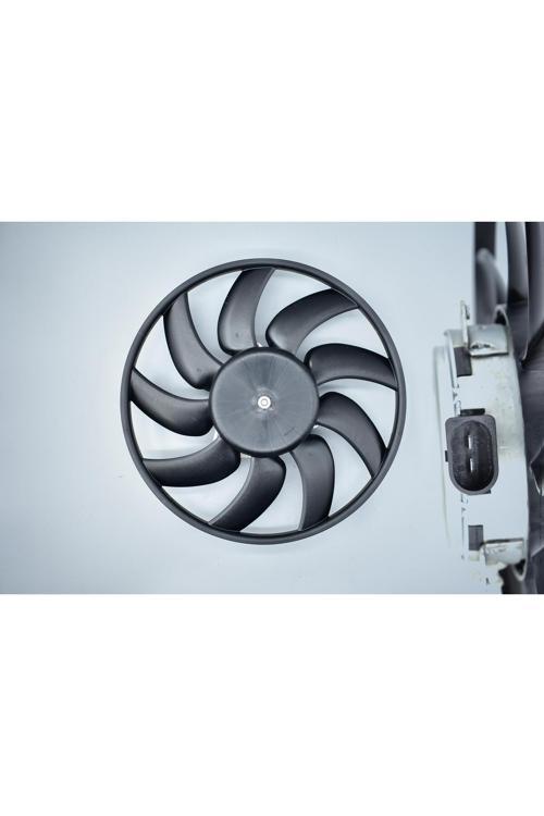 Fan Motoru Sağ A4 A5 A6 Q5 Caba Cdha Cabb Cdhb Cjeb Caeb Cdnc Caga 1.8 Tfsi 2.0 Tdi