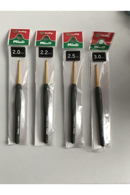 4'Lü Avantajlı 14 Cm Siyah Yumuşak Saplı Yün Tığ ( 4 Adet ) 2.0 - 2.2 - 2.5 - 3.0