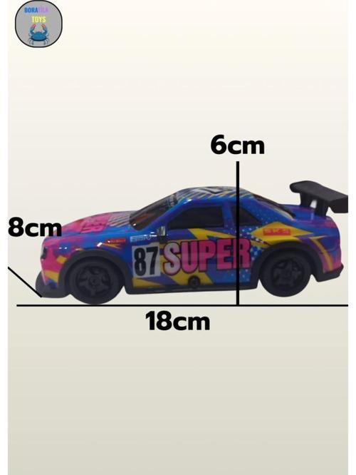 1:22 Ölçek Uzaktan Kumandalı 4x4 Drift Yapabilen Işıklı Sesli Oyuncak Yedek Tekerlekli GTR Araç