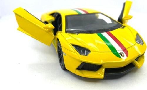Lamborghini Aventador Lp 700 - 4 (şeritli) Çek Bırak 5 Inch. Ölçek 1:38