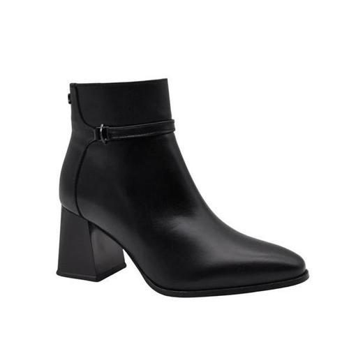 2553901K TOPUKLU KLASİK DERİ KADIN BOT