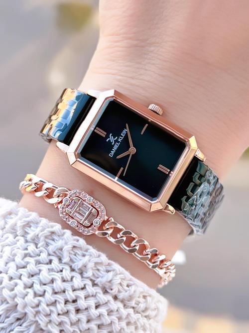 Çelik Kordonlu 2 Yıl Garantili 3 Atm Suya Dayanıklı Kadın Kol Saati+Bileklik BD13785.10