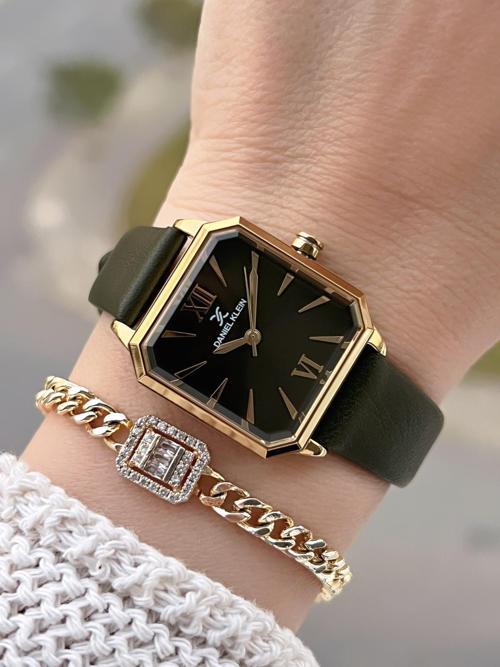 Deri Kordonlu 2 Yıl Garantili 3 Atm Suya Dayanıklı Kadın Kol Saati+Bileklik BD.13939.4