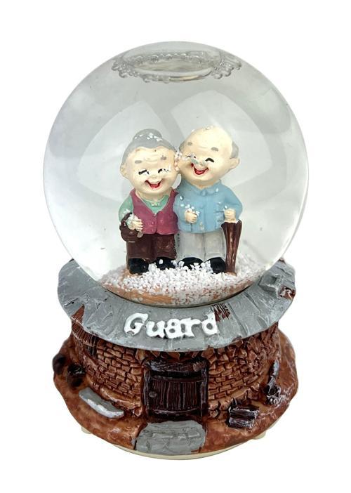 Guard Sevimli İhtiyarlar Işıklı ve Müzikli Kar Küresi