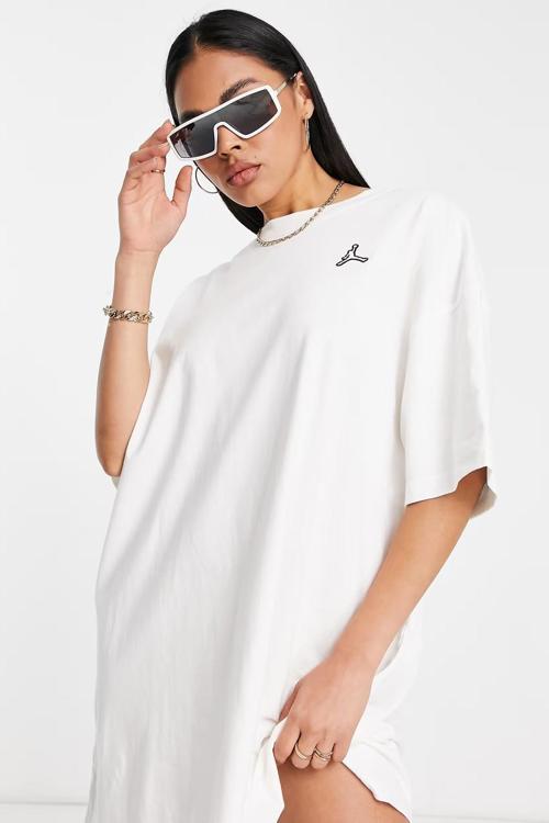 Jordan Essentials Oversize T-Shirt Dress Kadın Oversize Tişört Elbise Beyaz
