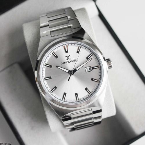 DK434422 Çelik Kordonlu Erkek Kol Saati