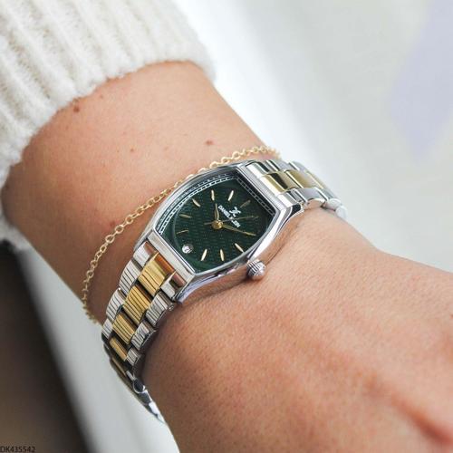 DK435542 Çelik Kordonlu Kadın Kol Saati