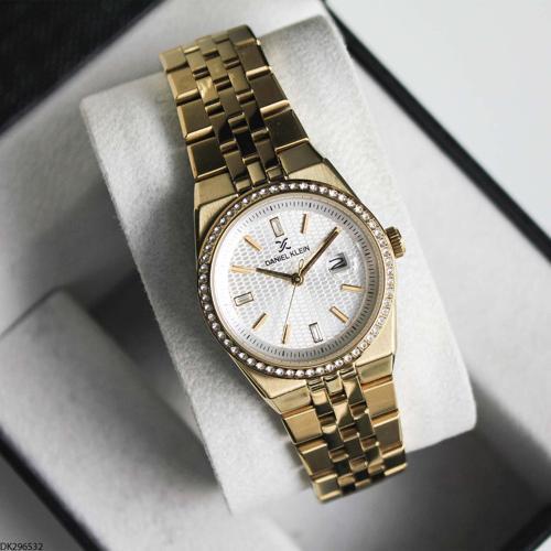 DK296532 Çelik Kordonlu Kadın Kol Saati