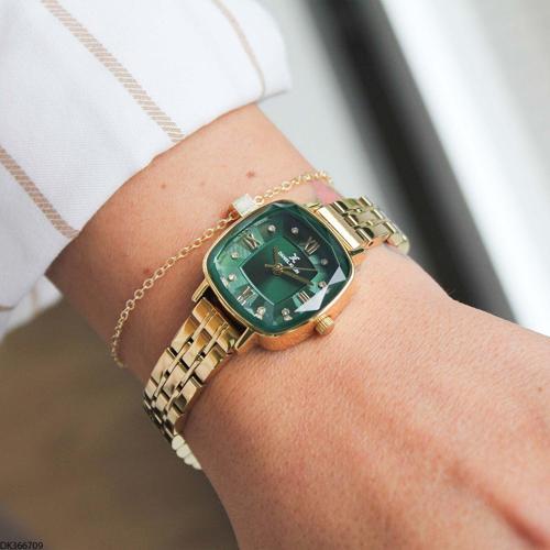 DK366709 Çelik Kordonlu Kadın Kol Saati