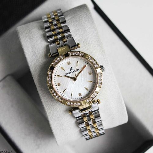 DK296037 Çelik Kordonlu Kadın Kol Saati