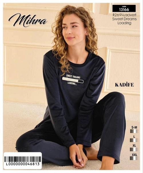 13166 Kadın Kadife Uzun Kol Pijama Takımı