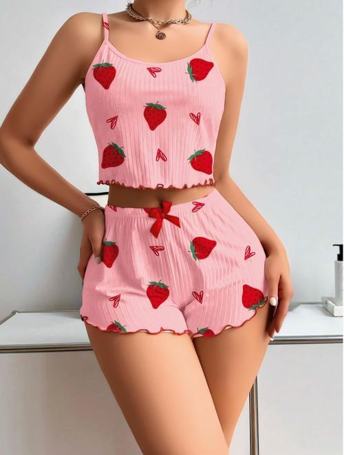 Pamuklu Pembe Üstüne Çilek Desen Fitilli Askılı Şortlu Pijama Takımı