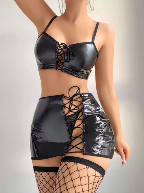 Siyah İp Dekolteli Mini Etekli Fantezi Parlak Deri Kostüm