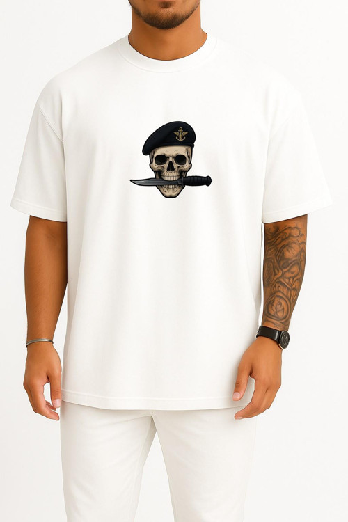 Oversize Kuru Kafa Ve Bıçaklı Asker Göğüs Tasarımlı Unisex T-Shirt