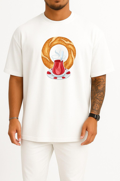 Oversize Simit Ve Çay Türk Kahvaltısı Göğüs Tasarımlı Unisex T-Shirt
