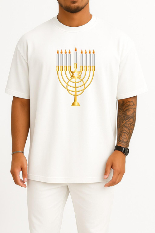 Oversize Hanukkah Menorah Yahudi Bayramı Göğüs Tasarımlı Unisex T-Shirt