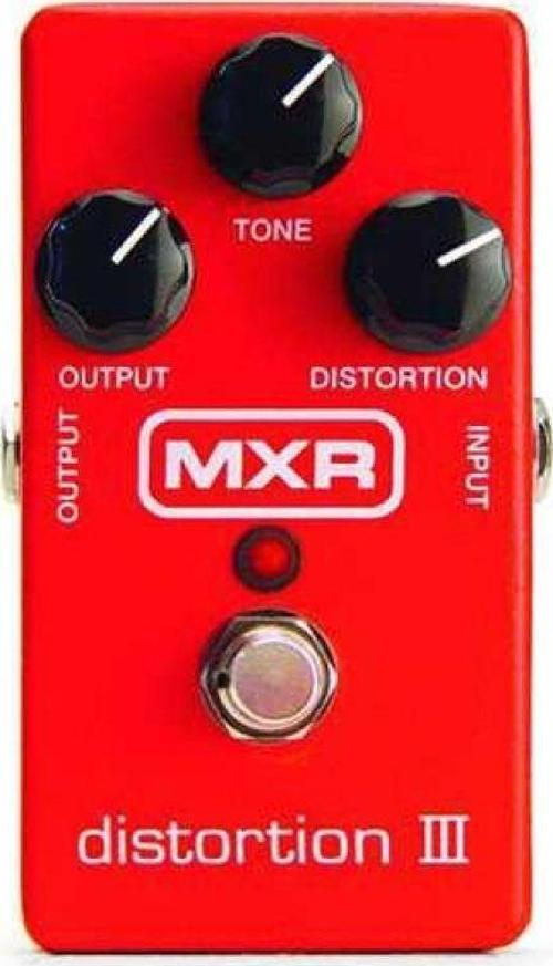 M115 Distortion III Pedalı